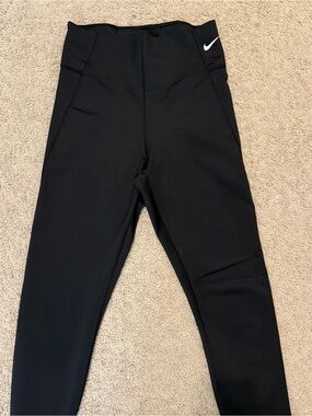 Nike Black High-Waist Leggings